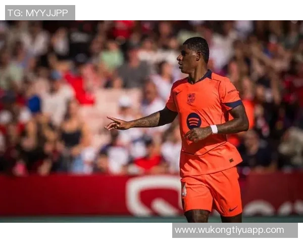 巴萨惨遭重创1-4不敌塞维利亚球迷心碎再添失望